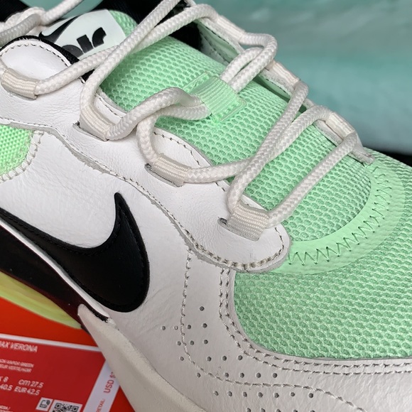 NIKE WMNS AIR MAX VERONA - Picture 16 of 16